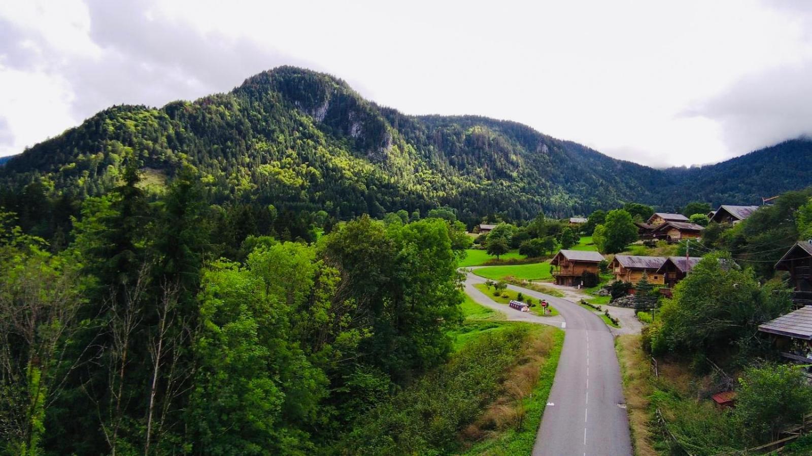 فيلا Chalet Du Bonheur Bonnevaux  المظهر الخارجي الصورة